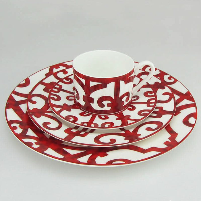 Bone China Dinner Plate in Spanish Red Kitchen Essentials