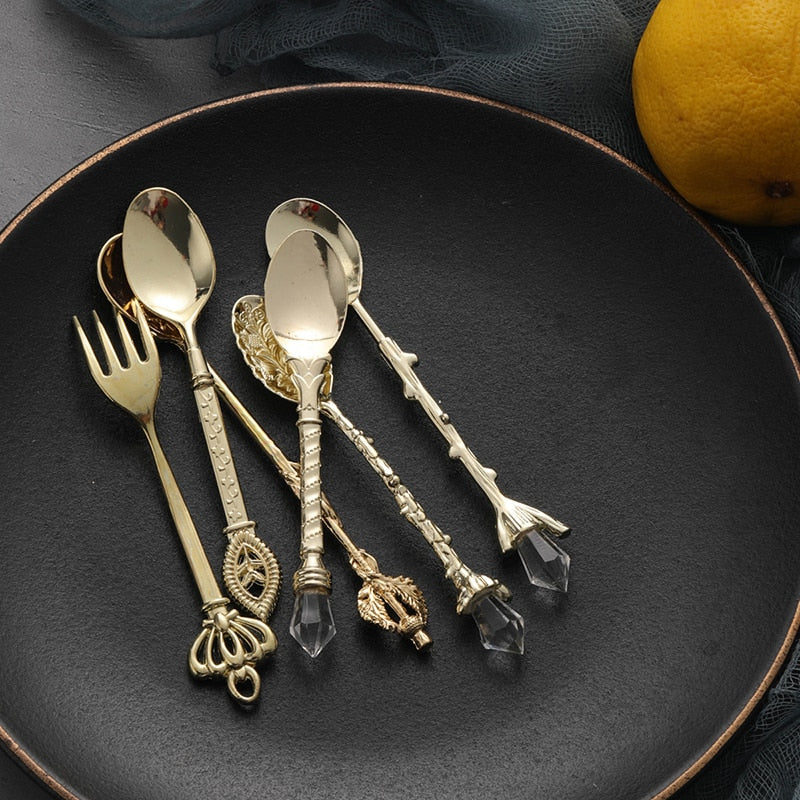 6Pcs/Set Retro, Vintage, Royal Style Carved Cutlery Kitchen Essentials