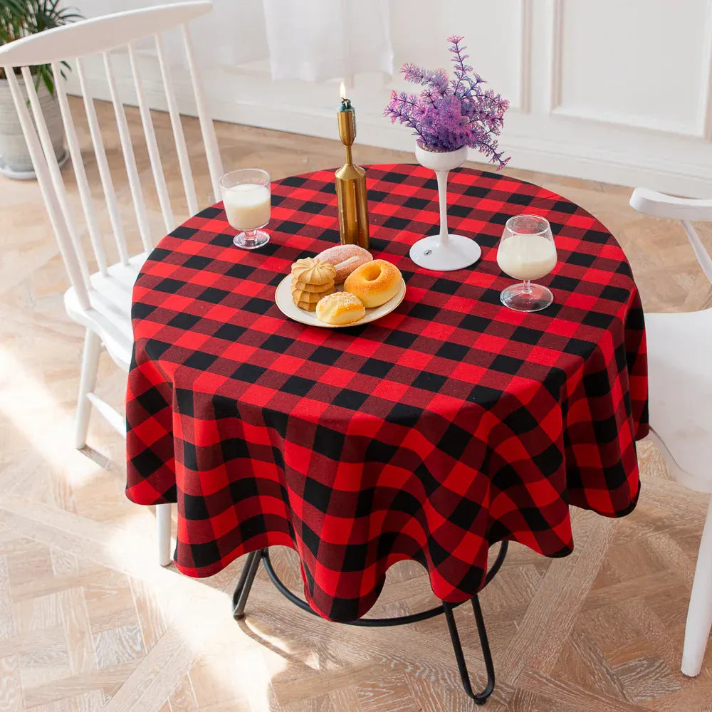 Christmas Decoration Round Tablecloth Plaid Table Cover for New Year Family Gathering Restaurant Party Dinner Xmas Home Decor