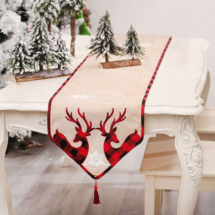 Christmas Table Runner Kitchen Essentials