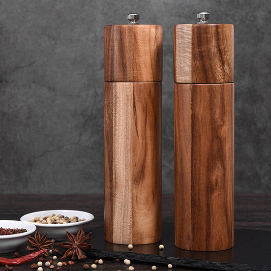 Cylindrical Wooden Pepper Mill eprolo