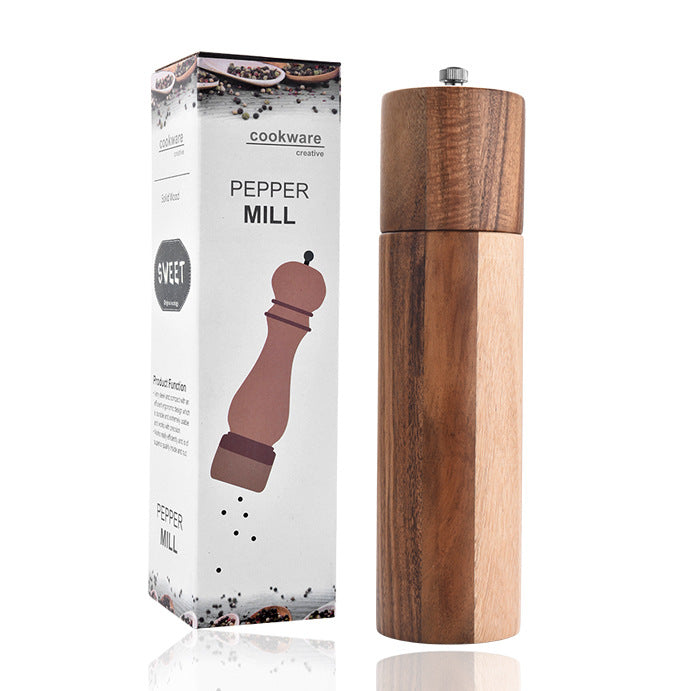 Cylindrical Wooden Pepper Mill eprolo