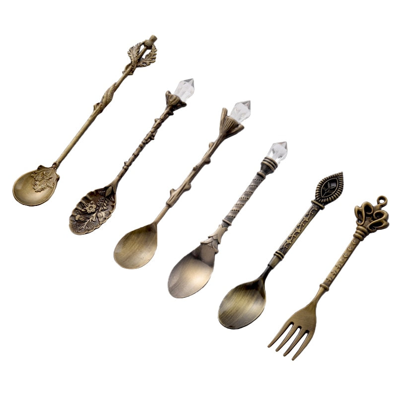 6Pcs/Set Retro, Vintage, Royal Style Carved Cutlery Kitchen Essentials